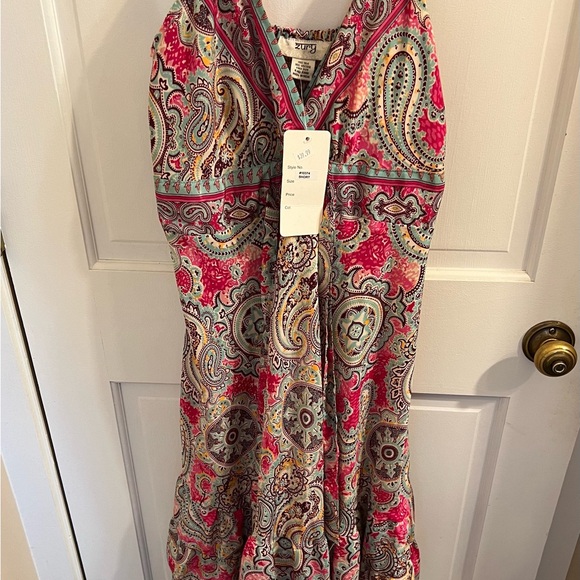 Zury small/medium short colorful dress with flair bottom - Picture 1 of 3